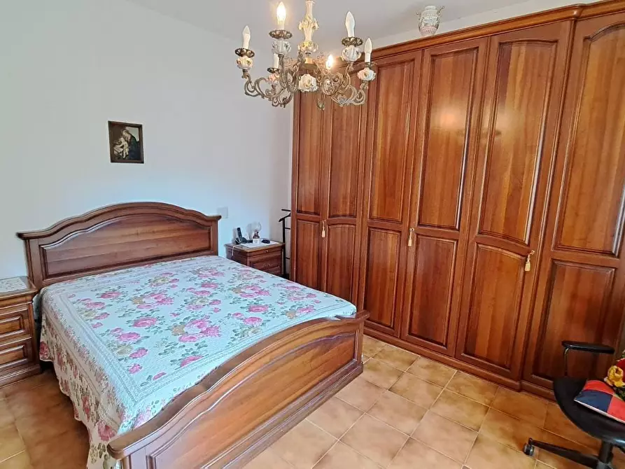 Immagine 8 di Casa indipendente in vendita  a Rosignano Marittimo