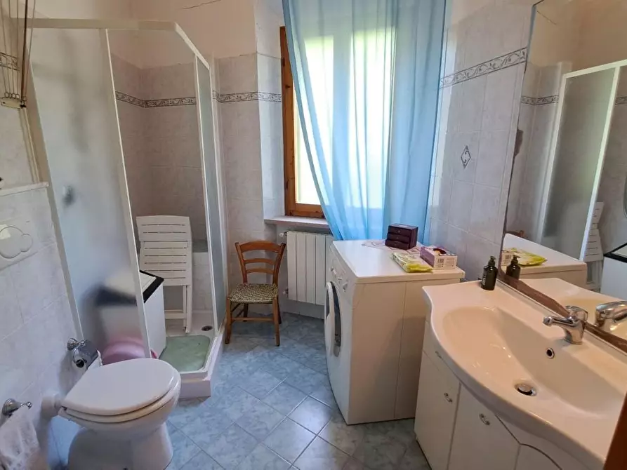 Immagine 10 di Casa indipendente in vendita  a Rosignano Marittimo