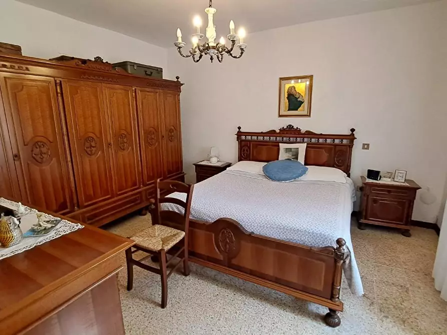 Immagine 15 di Casa indipendente in vendita  a Rosignano Marittimo