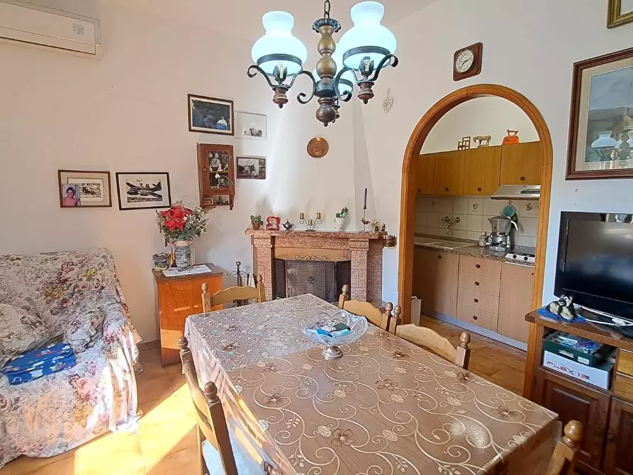 Immagine 4 di Casa indipendente in vendita  a Rosignano Marittimo