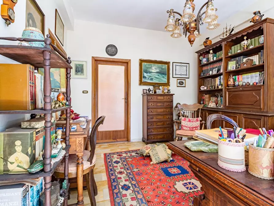 Immagine 9 di Appartamento in vendita  a Pisa