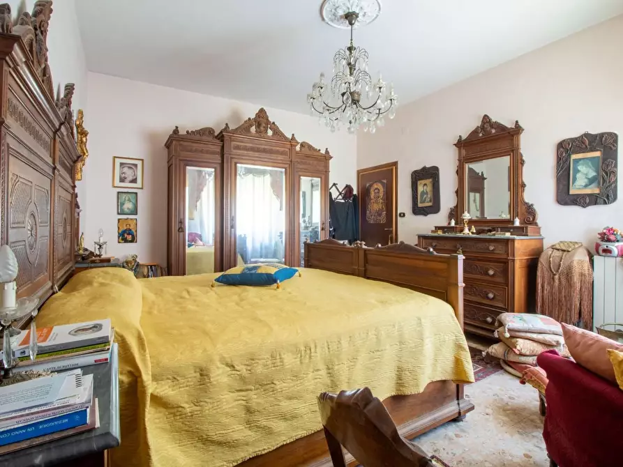 Immagine 19 di Appartamento in vendita  a Pisa