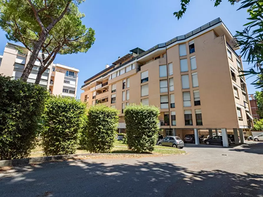 Immagine 1 di Appartamento in vendita  a Pisa