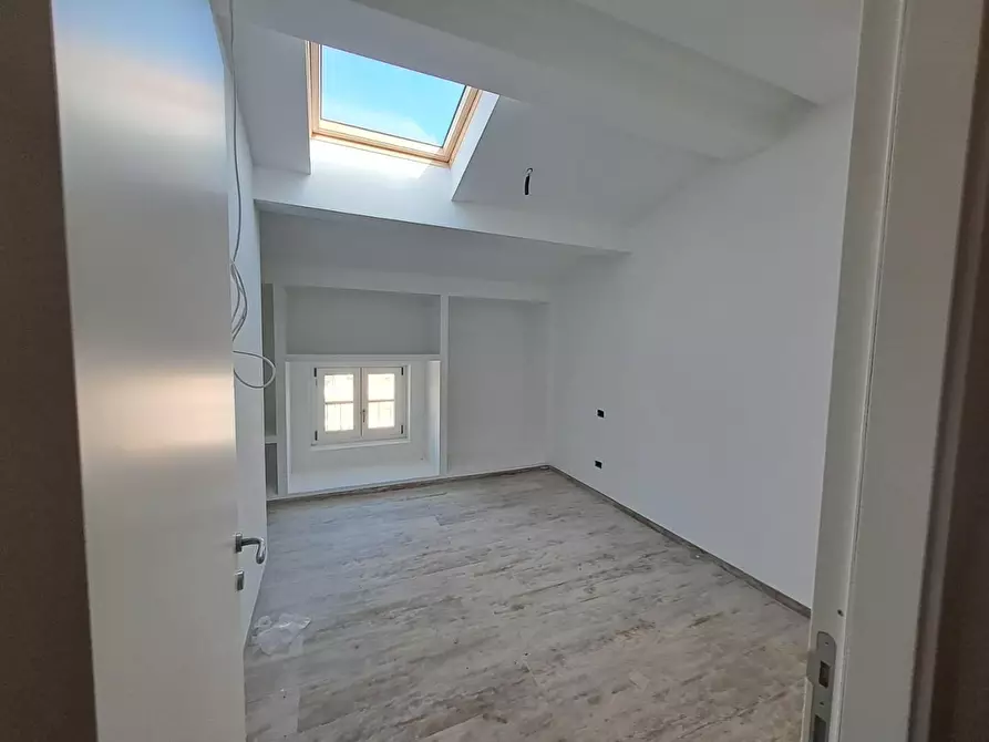 Immagine 9 di Appartamento in vendita  a Poggibonsi