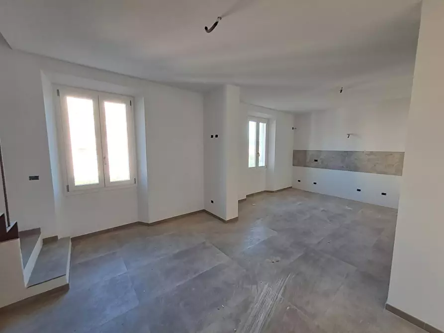 Immagine 4 di Appartamento in vendita  a Poggibonsi