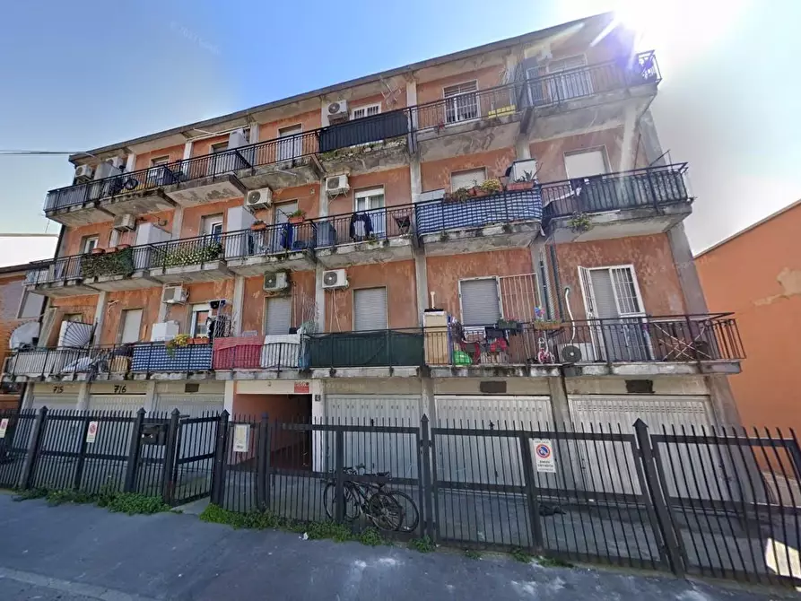 Immagine 1 di Appartamento in vendita  a Milano