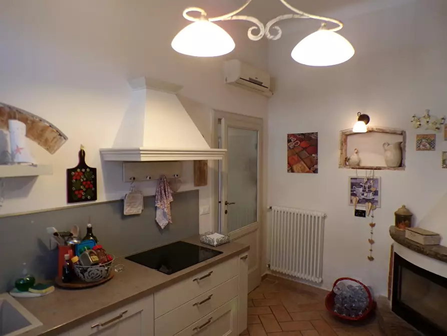 Immagine 37 di Terratetto in vendita  a Cascina