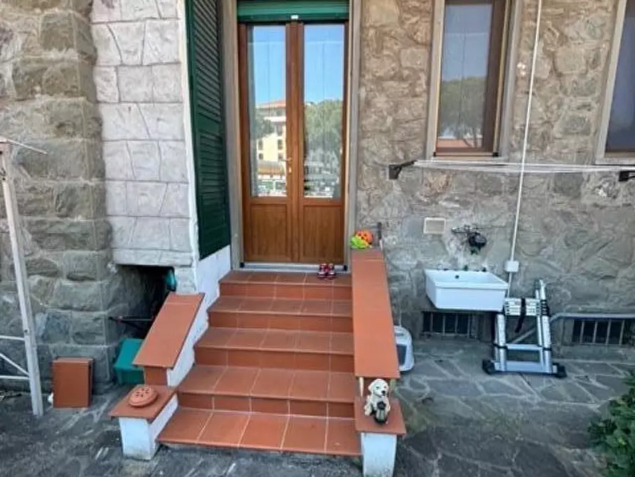 Immagine 15 di Appartamento in vendita  a Firenze