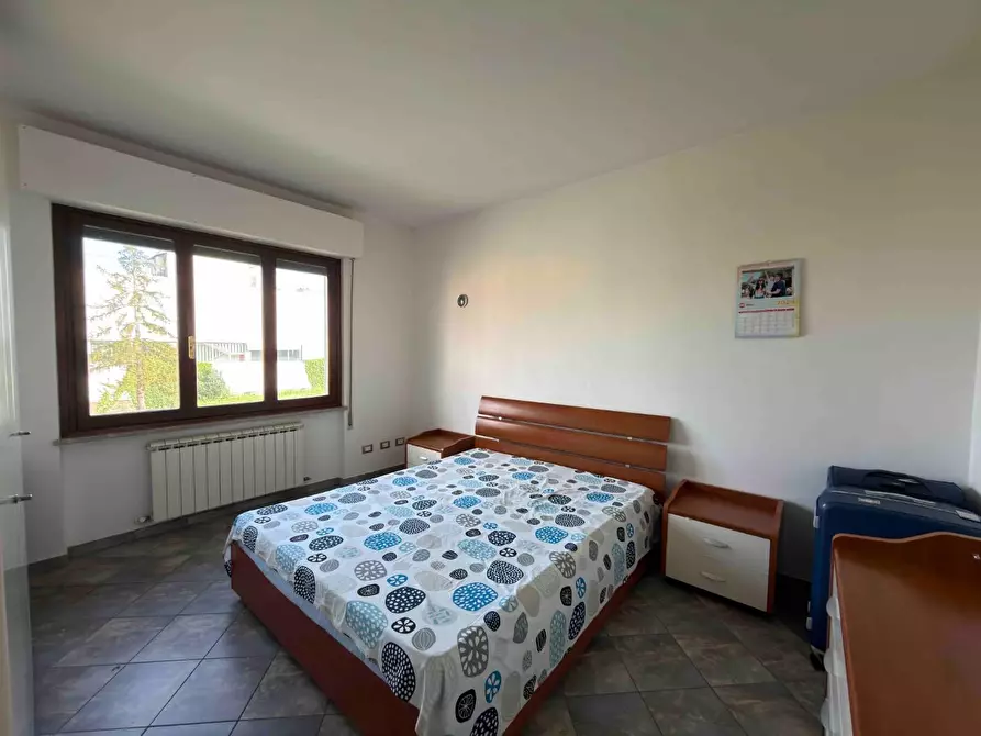 Immagine 11 di Appartamento in affitto  a Lucca