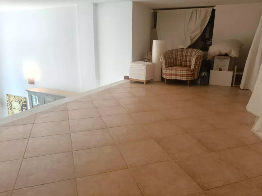 Immagine 11 di Appartamento in vendita  a Seravezza