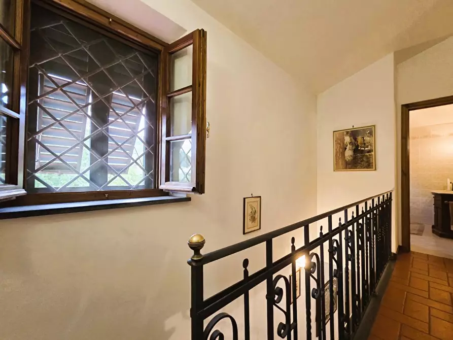 Immagine 29 di Villa in vendita  a Capannori