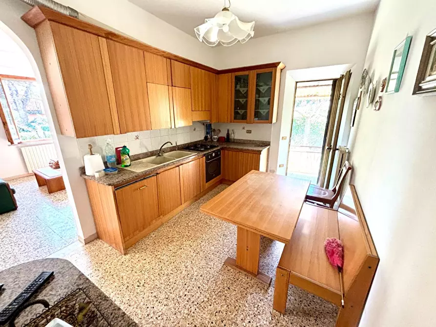 Immagine 10 di Casa indipendente in vendita  a Terricciola