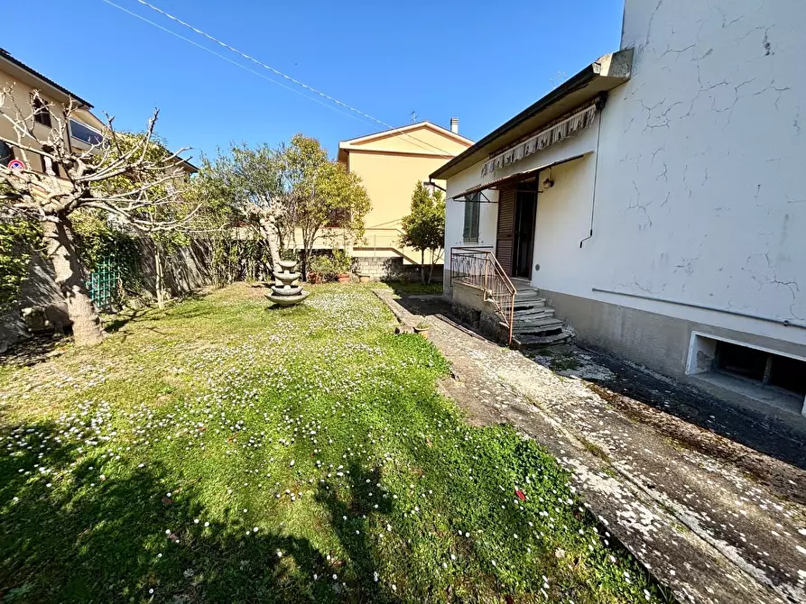 Immagine 2 di Casa indipendente in vendita  a Terricciola