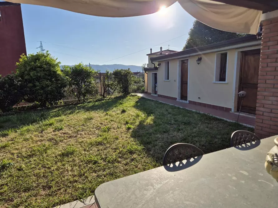 Immagine 27 di Casa semindipendente in vendita  a Castelnuovo Magra