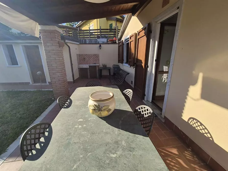 Immagine 6 di Casa semindipendente in vendita  a Castelnuovo Magra
