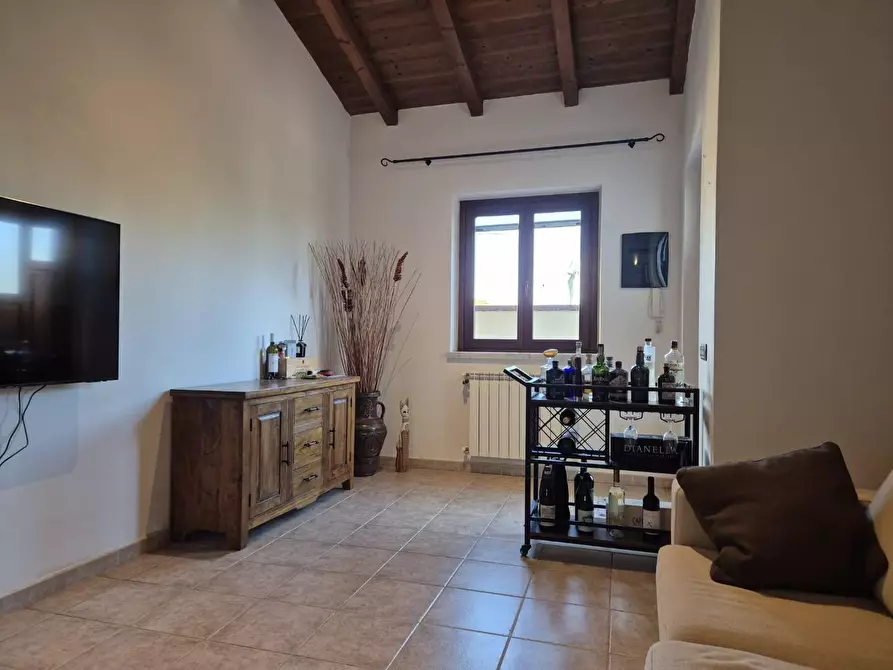Immagine 10 di Casa semindipendente in vendita  a Castelnuovo Magra