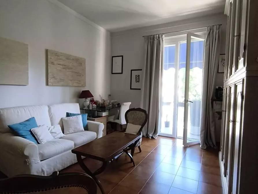 Immagine 5 di Appartamento in vendita  a Carrara
