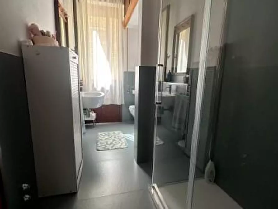 Immagine 24 di Appartamento in vendita  a Viareggio