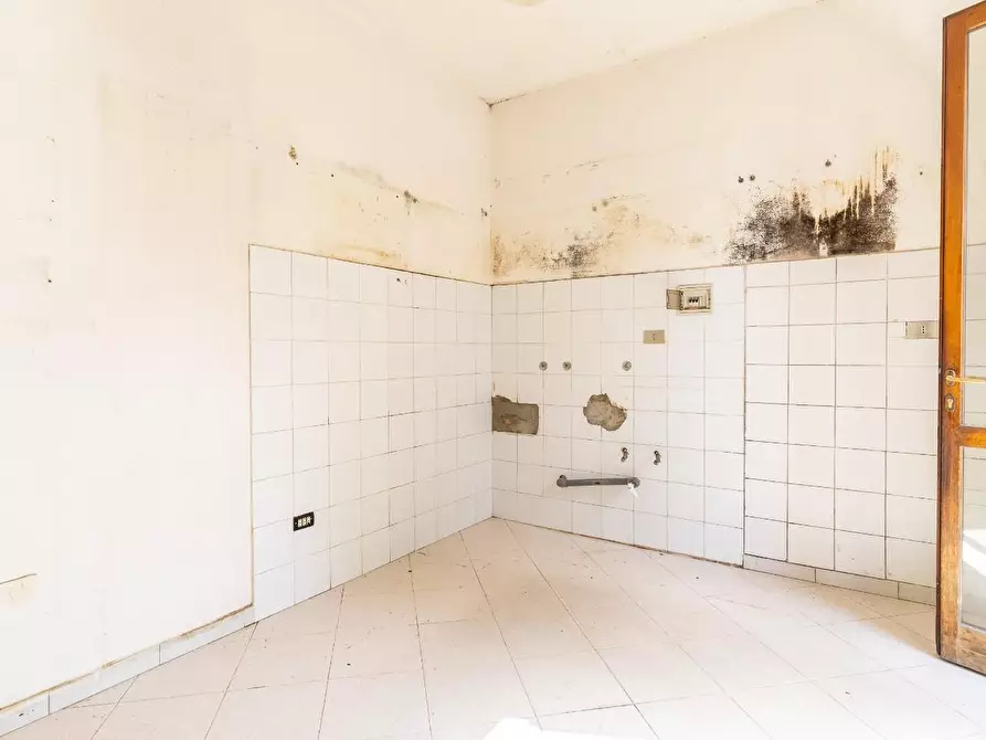Immagine 29 di Appartamento in vendita  a Empoli
