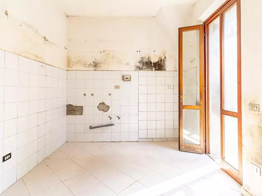 Immagine 27 di Appartamento in vendita  a Empoli