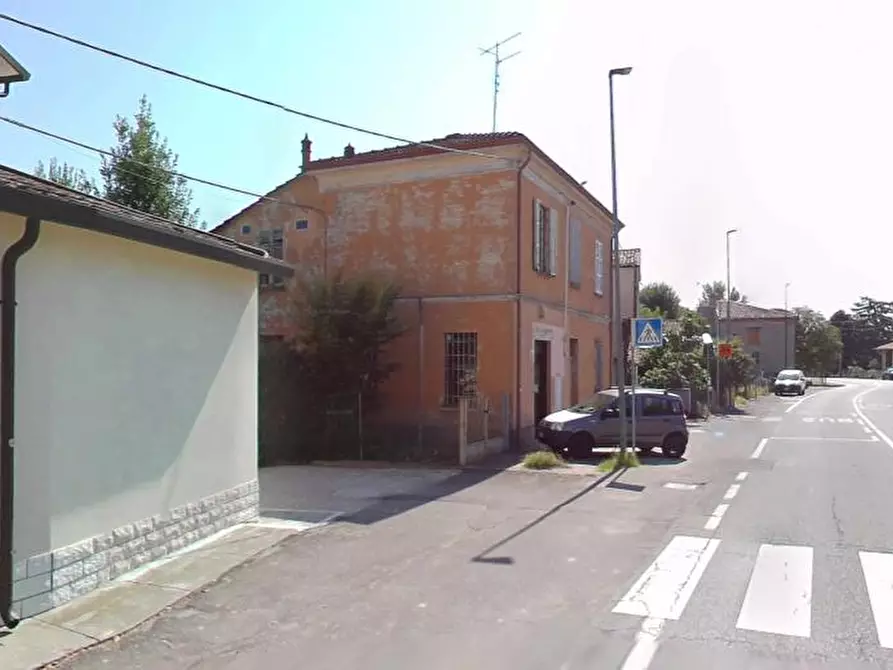 Immagine 6 di Appartamento in vendita  a Ravenna