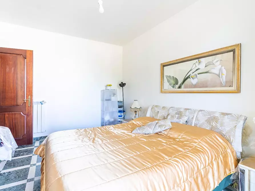 Immagine 31 di Appartamento in vendita  a Viareggio