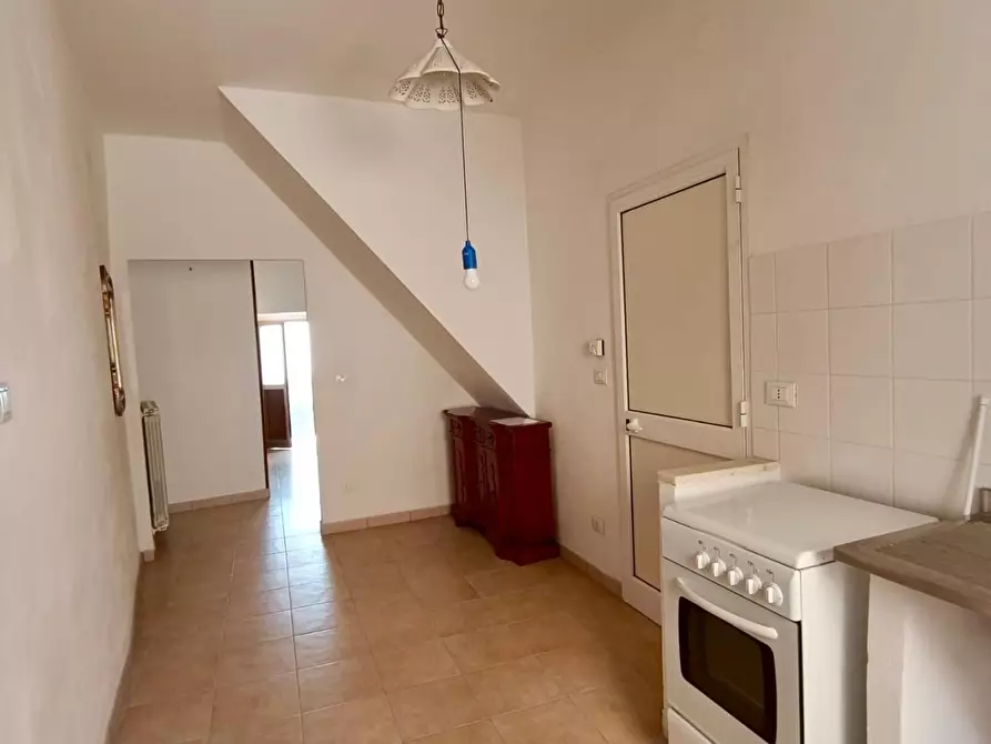 Immagine 8 di Appartamento in vendita  a Massa