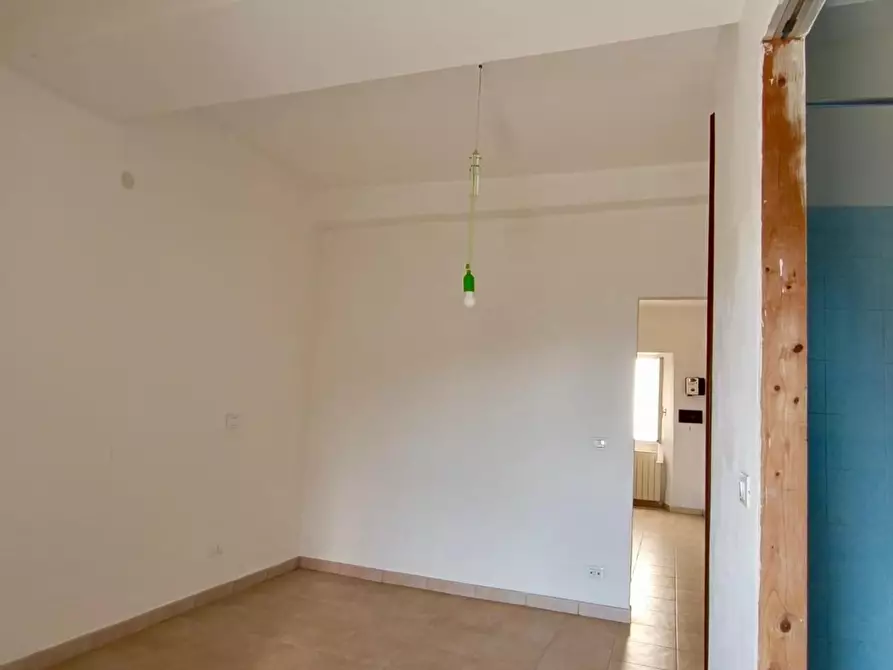 Immagine 10 di Appartamento in vendita  a Massa