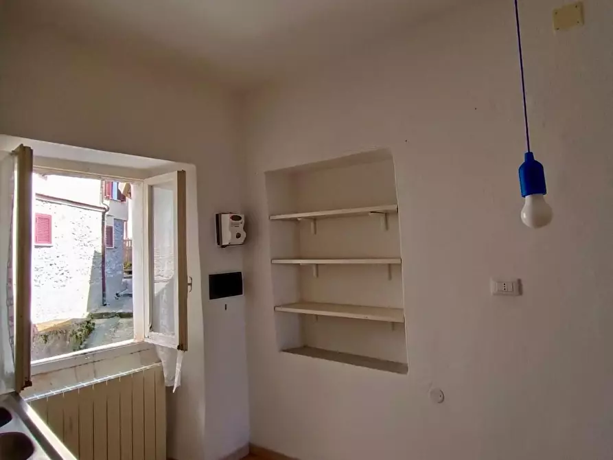 Immagine 6 di Appartamento in vendita  a Massa