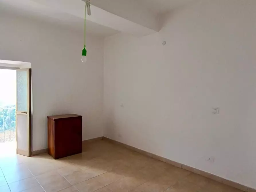 Immagine 13 di Appartamento in vendita  a Massa