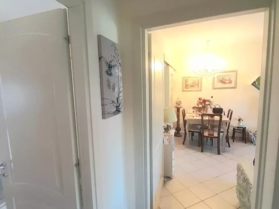Immagine 21 di Appartamento in vendita  a San Giuliano Terme