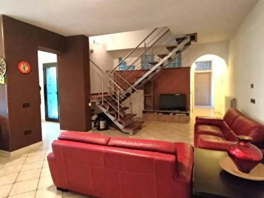 Immagine 7 di Casa bifamiliare in vendita  a Cascina