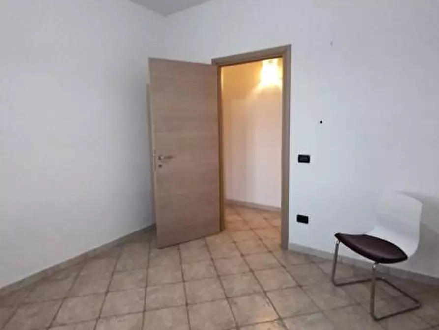 Immagine 19 di Casa bifamiliare in vendita  a Cascina