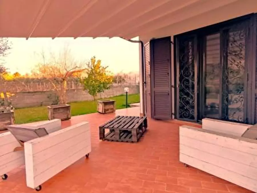 Immagine 33 di Casa bifamiliare in vendita  a Cascina