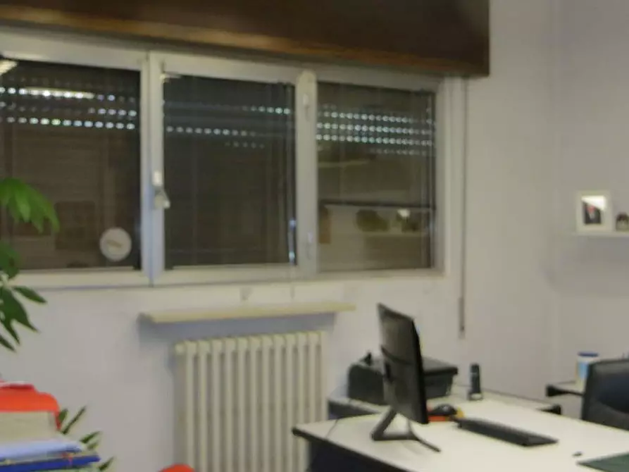 Immagine 34 di Villa in vendita  a Ozzero