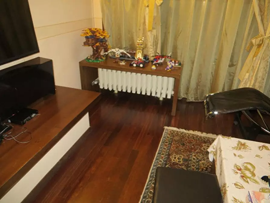 Immagine 7 di Villa in vendita  a Ozzero