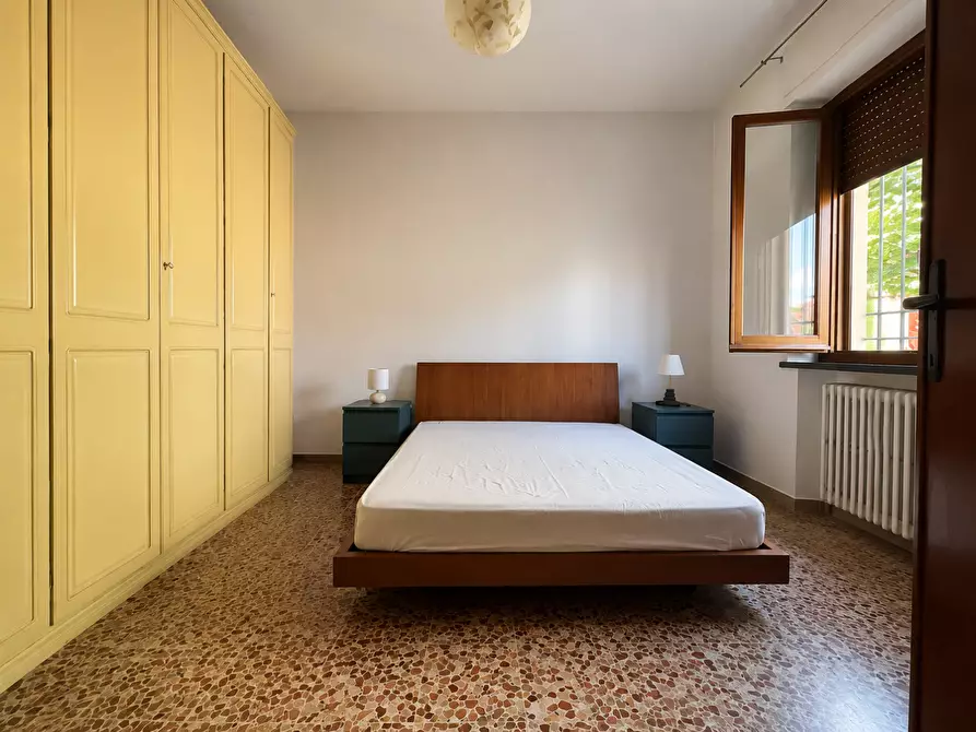 Immagine 33 di Appartamento in vendita  a Lucca