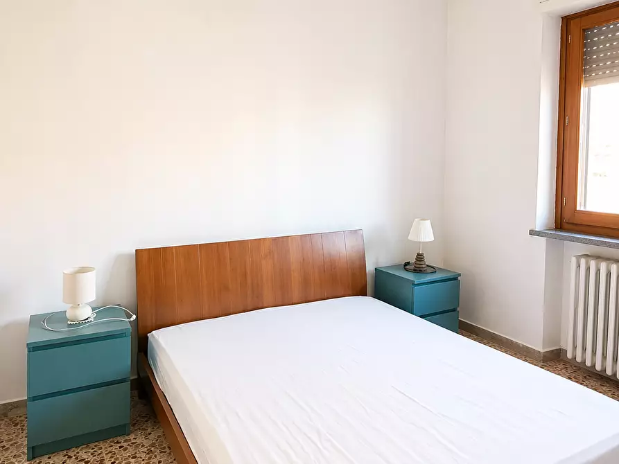 Immagine 14 di Appartamento in vendita  a Lucca