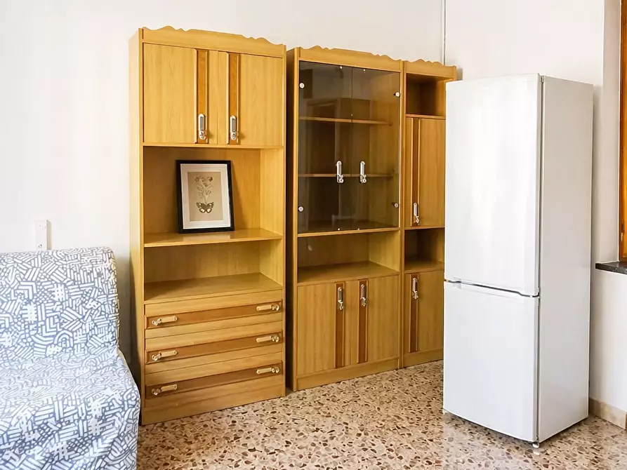 Immagine 19 di Appartamento in vendita  a Lucca