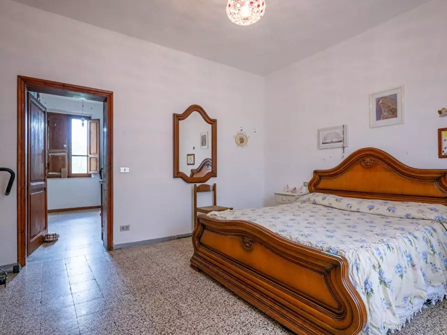 Immagine 38 di Terratetto in vendita  a Bientina