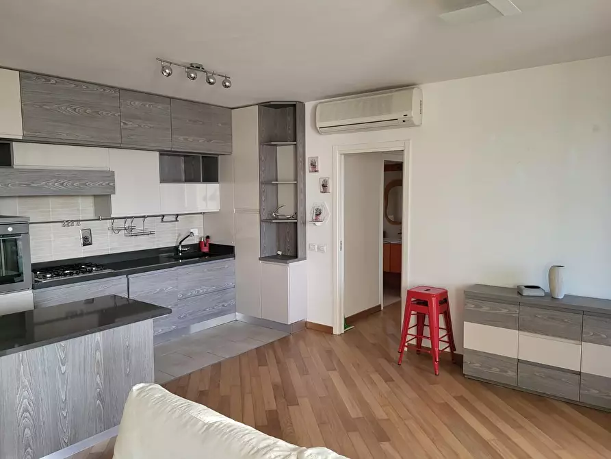 Immagine 1 di Appartamento in affitto  a Scandicci