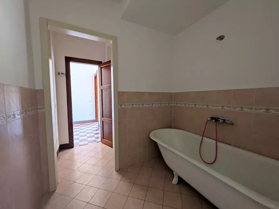Immagine 24 di Casa indipendente in vendita  a Barga