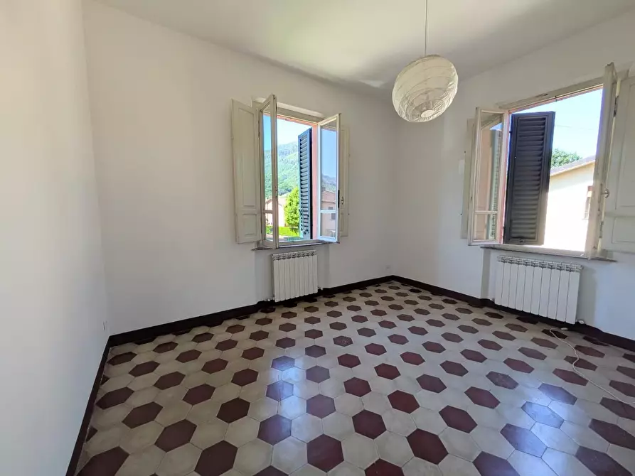 Immagine 17 di Casa indipendente in vendita  a Barga