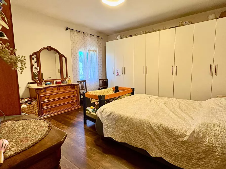 Immagine 11 di Appartamento in vendita  a Empoli