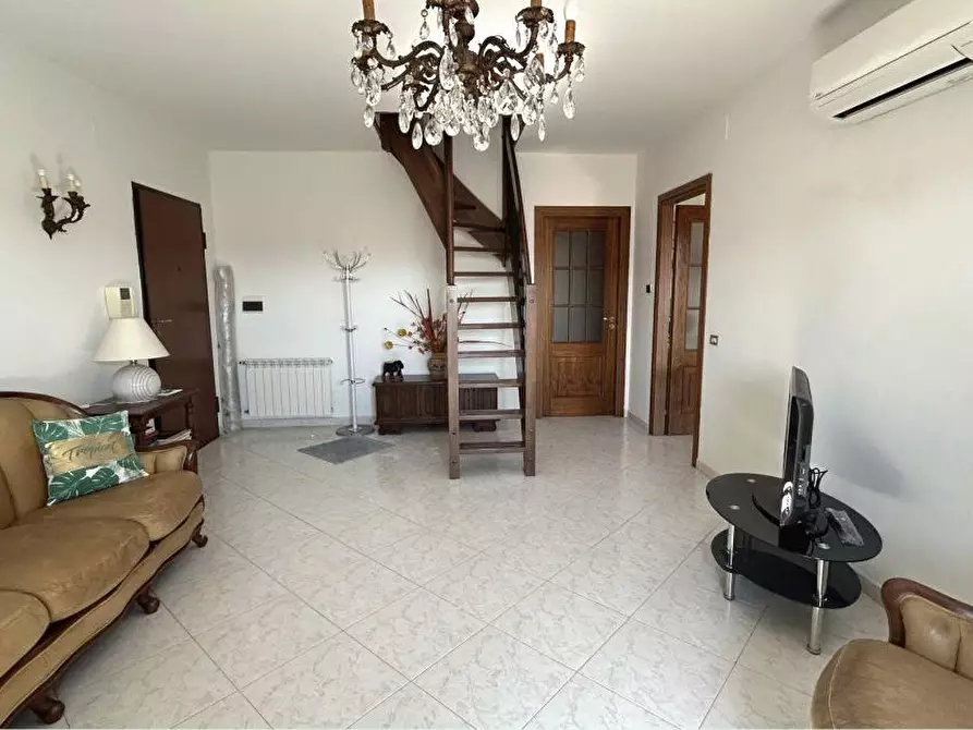 Immagine 20 di Appartamento in vendita  a Santo Stefano Di Magra