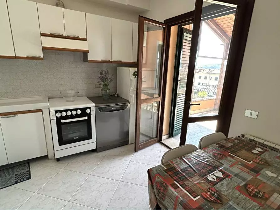 Immagine 5 di Appartamento in vendita  a Santo Stefano Di Magra