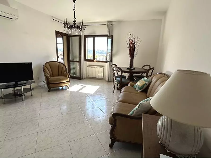 Immagine 10 di Appartamento in vendita  a Santo Stefano Di Magra