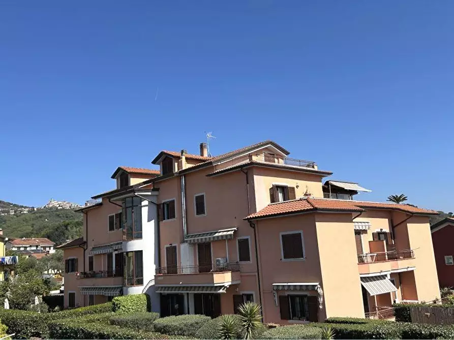 Immagine 2 di Appartamento in vendita  a Santo Stefano Di Magra