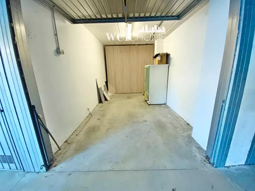 Immagine 17 di Appartamento in vendita  a Prato