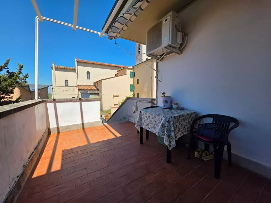 Immagine 2 di Appartamento in vendita  a Collesalvetti